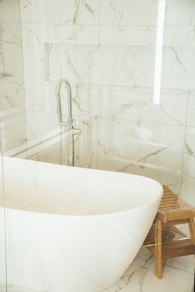 Bathroom renovation Morwell - home2